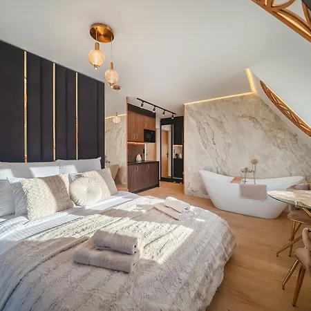 Zielone Wzgorze - - Luksusowe 3*